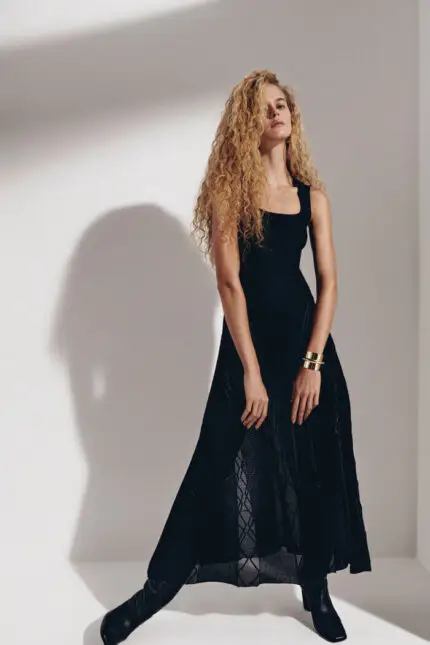 Vestido Midi Entremeio